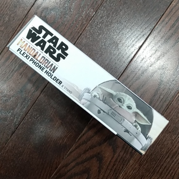 Star Wars The Mandalorian Grogu Flexi Phone Holder and Stand Disney - Picture 9 of 9